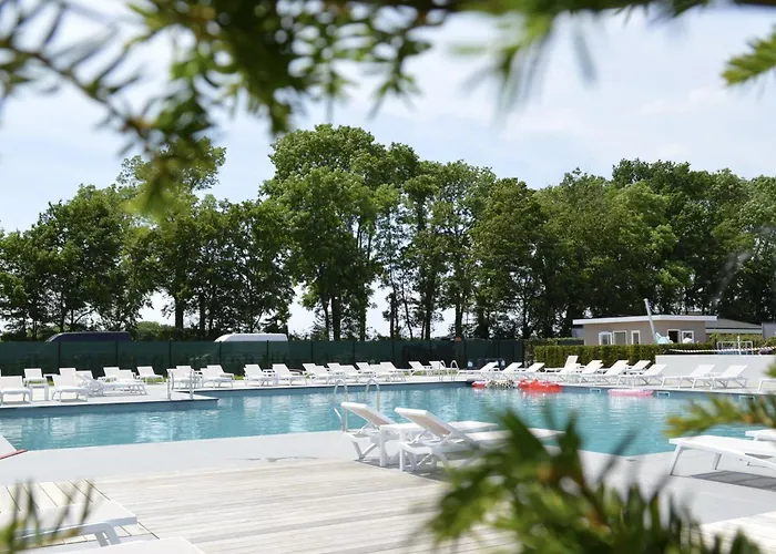 In Limburg With Outdoor Fireplace Holiday home *