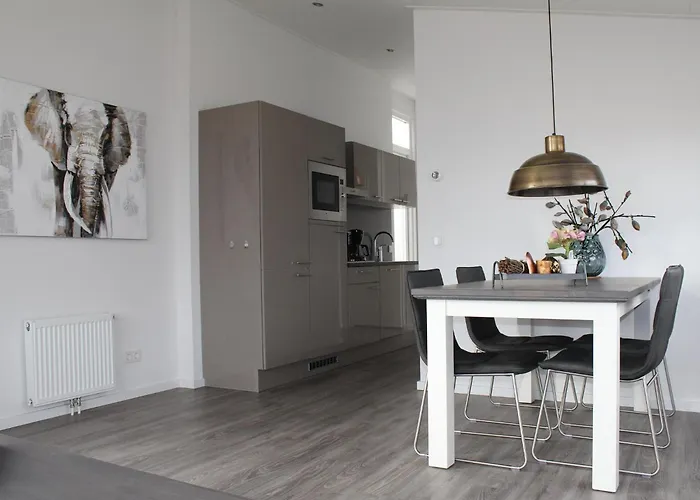 In Limburg With Outdoor Fireplace Bemelen